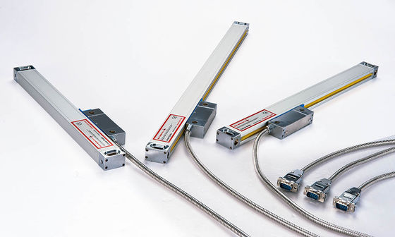 معدات تشفير خطية بصرية عالية الدقة VS20 دقة 5μm مع حلول تشفير ودرجة حماية IP67 للموقع الدقيق